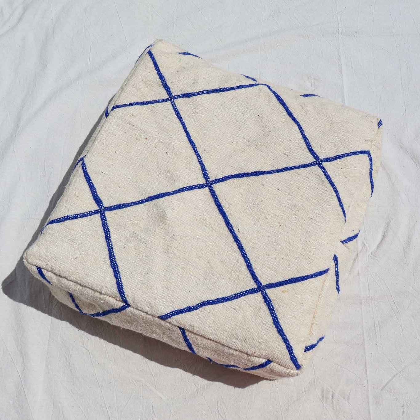Pouf en tapis KILIM – 60x60x25 cm