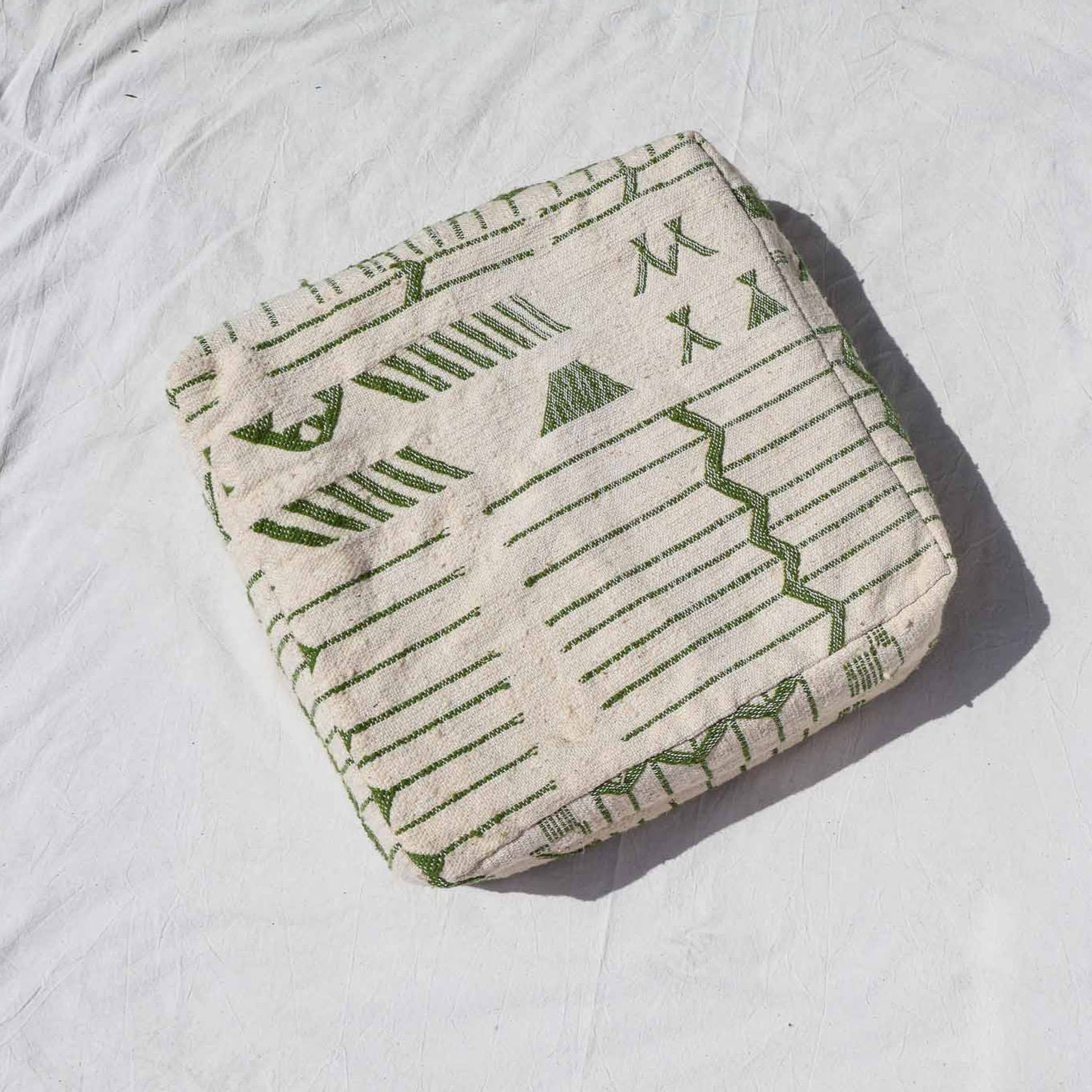 Pouf en tapis KILIM – 60x60x25 cm