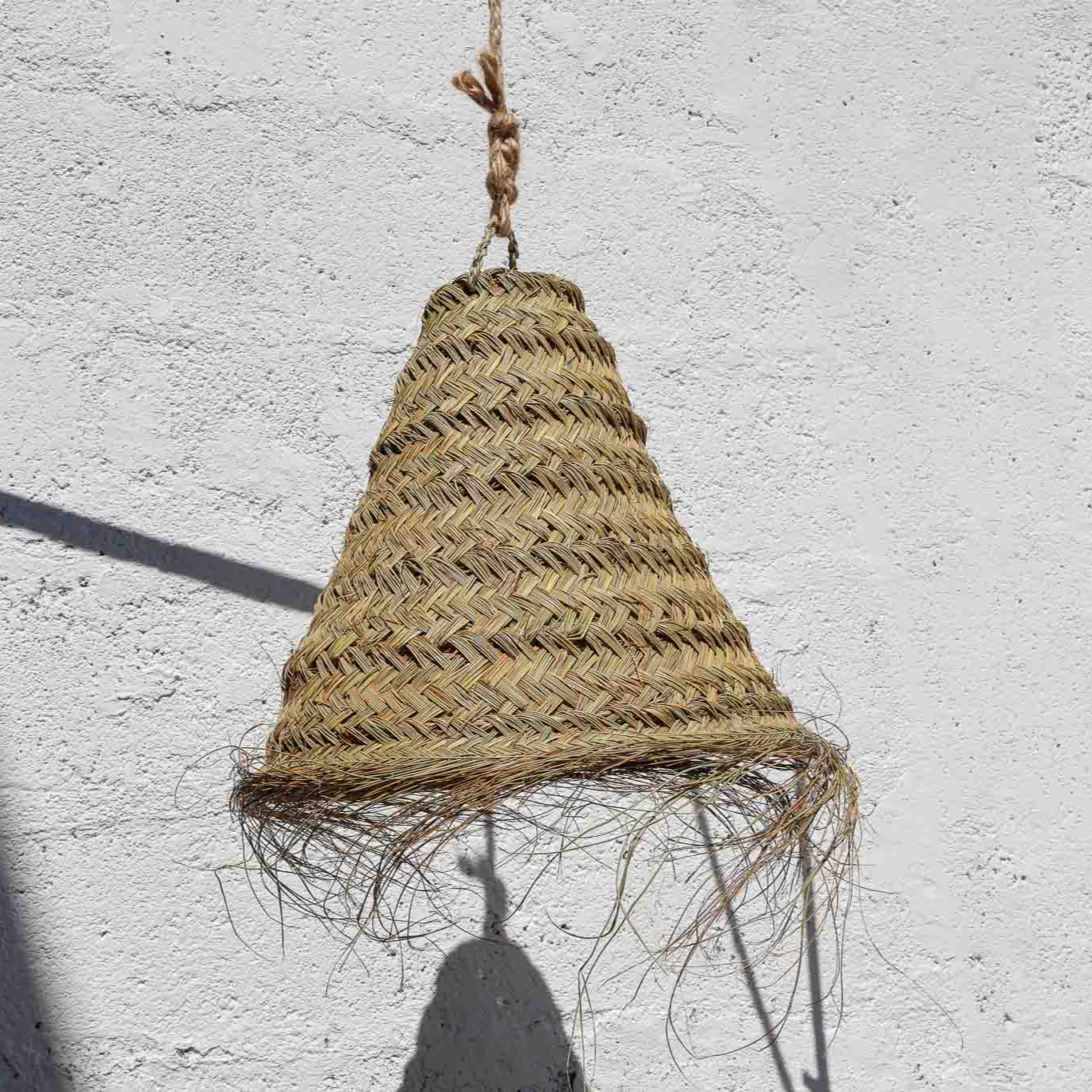 Suspension "Djemaa" – Tressage plein en alfa naturelle