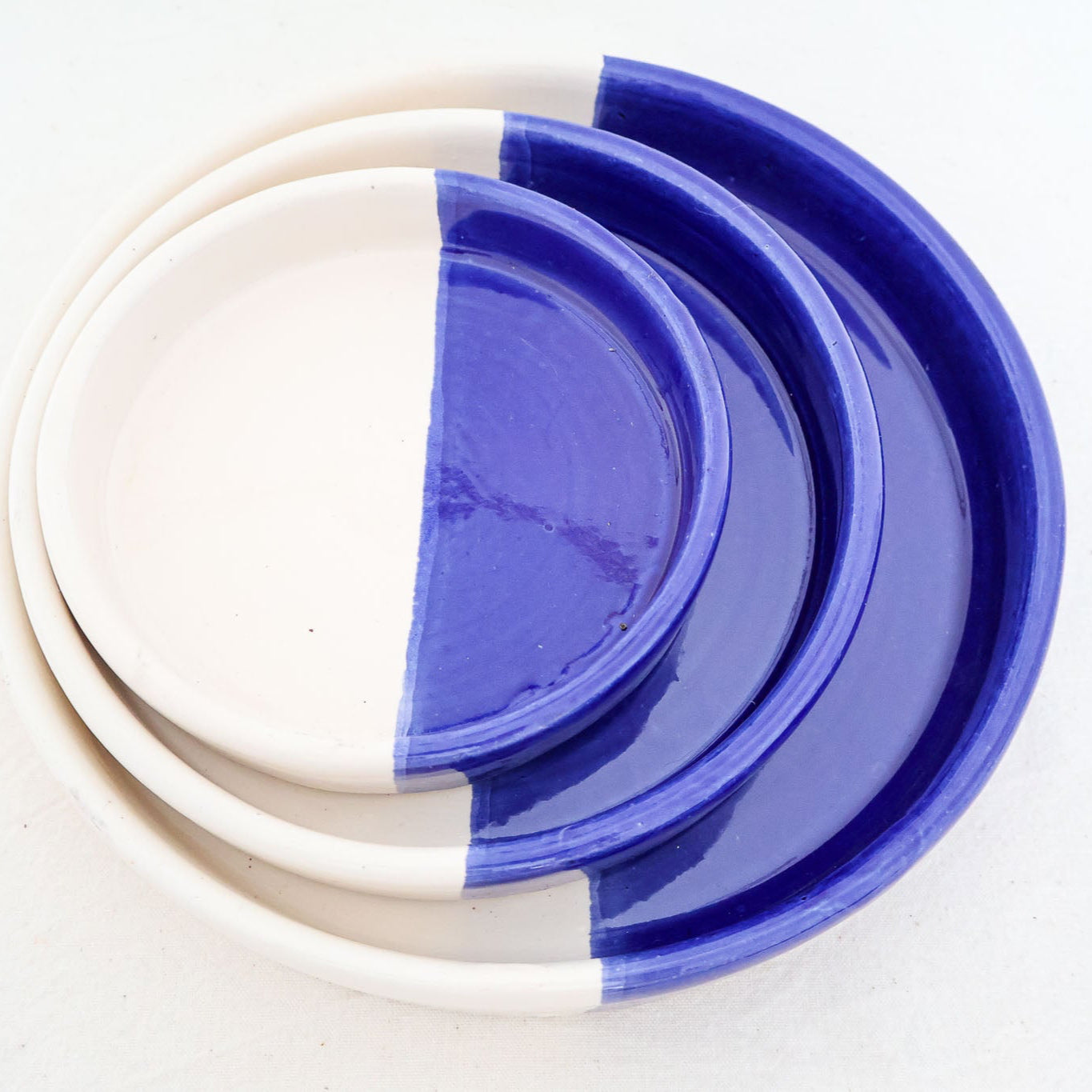 Plat rond en céramique, 3 tailles - collection Nisf