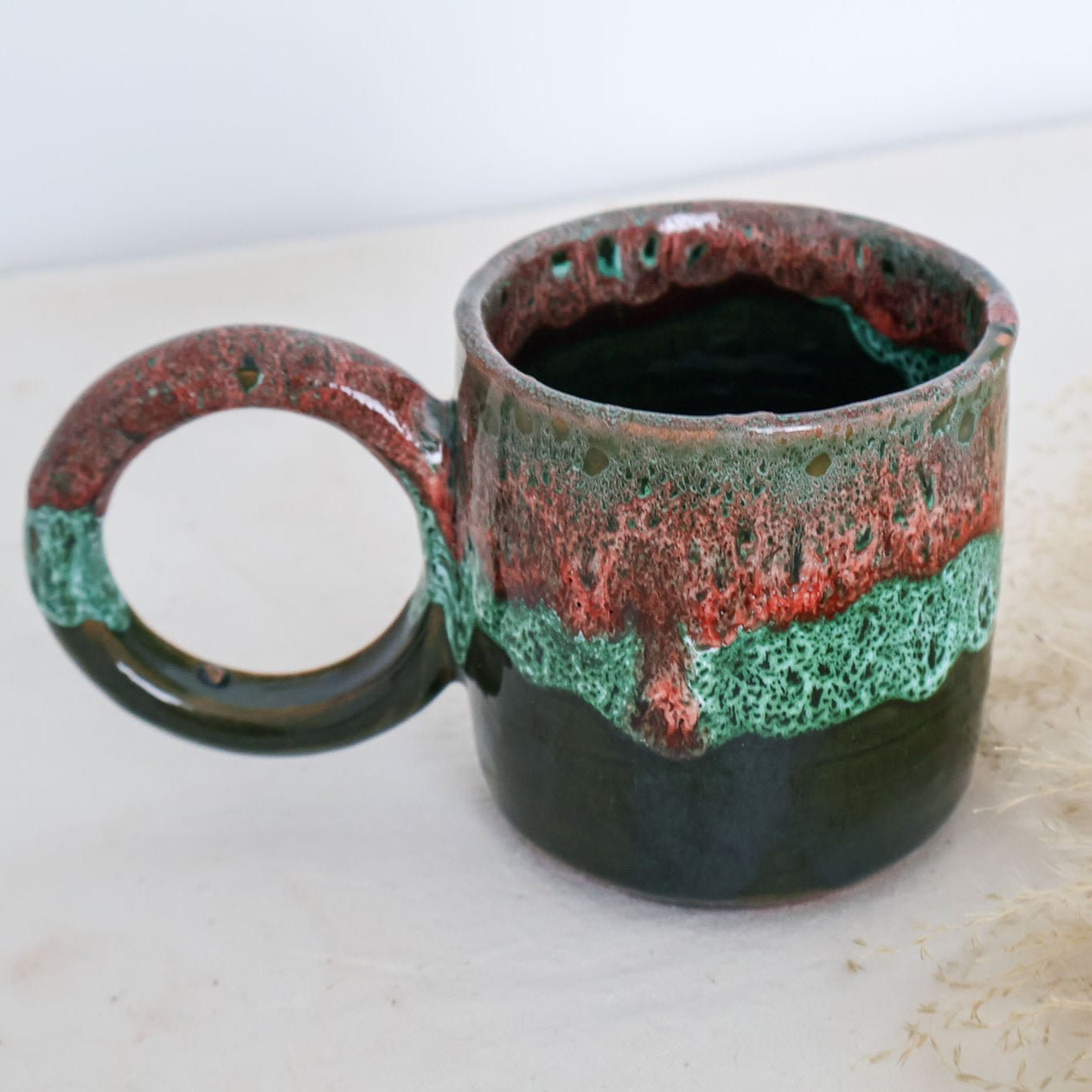 Tasse avec anse ronde - collection Ayyur