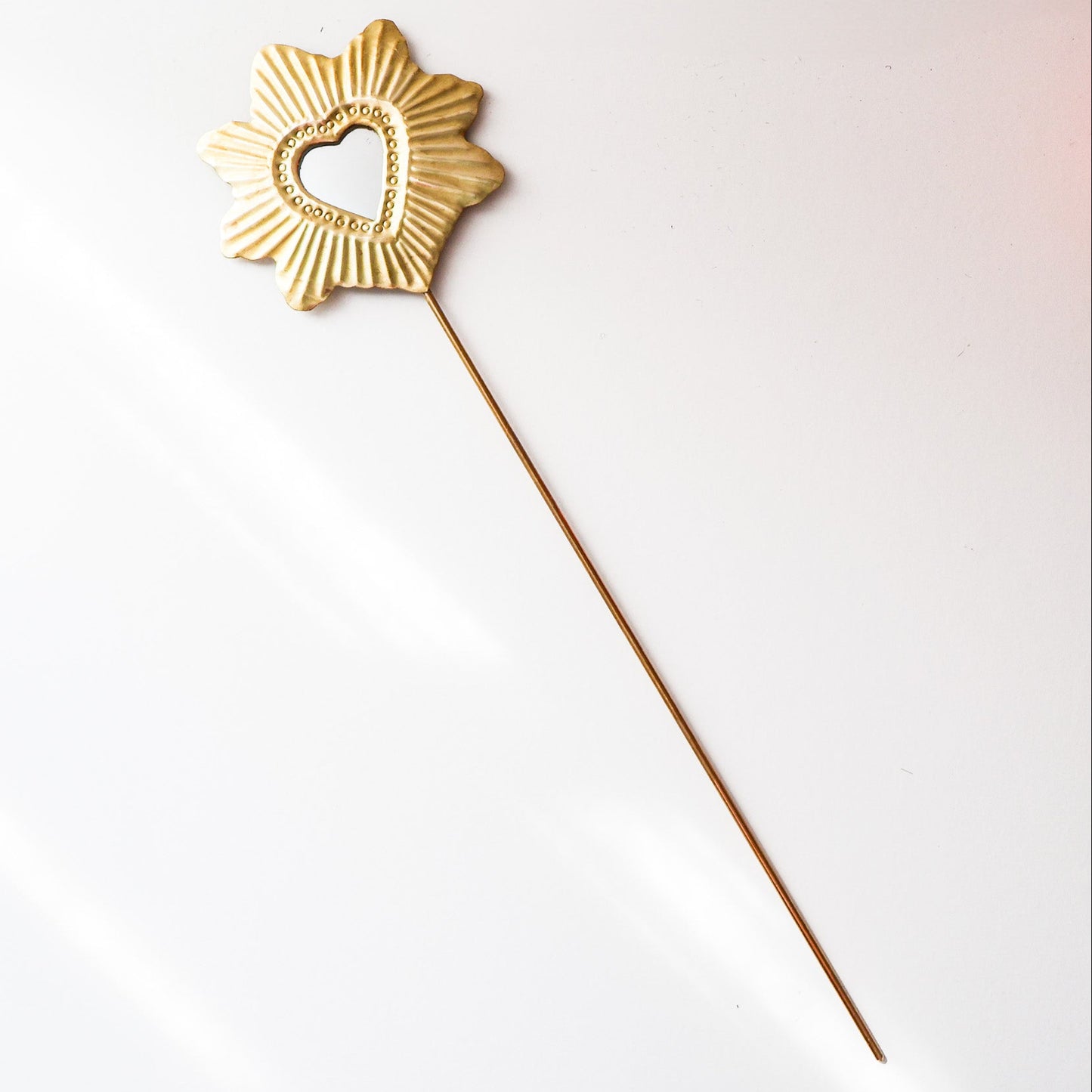 Bijou de bouquet, ex voto – Laiton doré