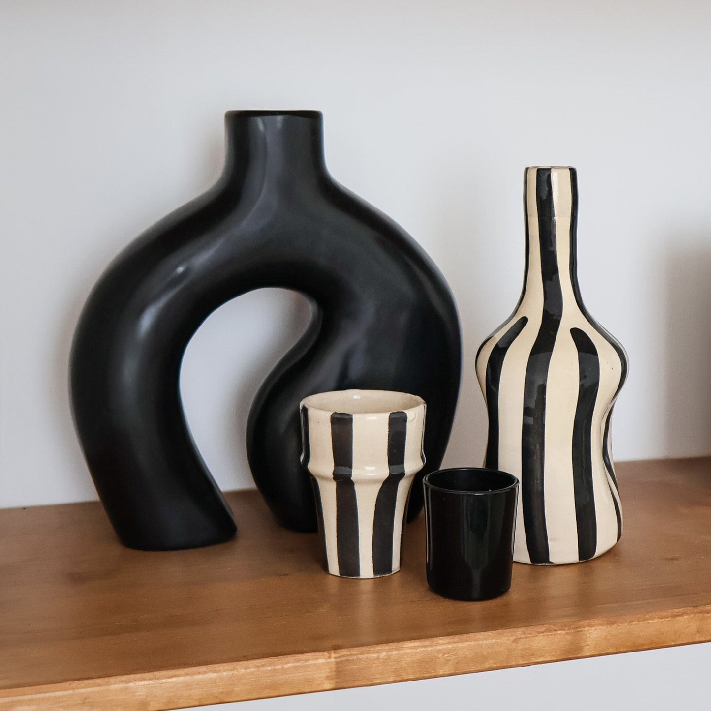 vase munhanna noir tadelakt MAISON ASLI
