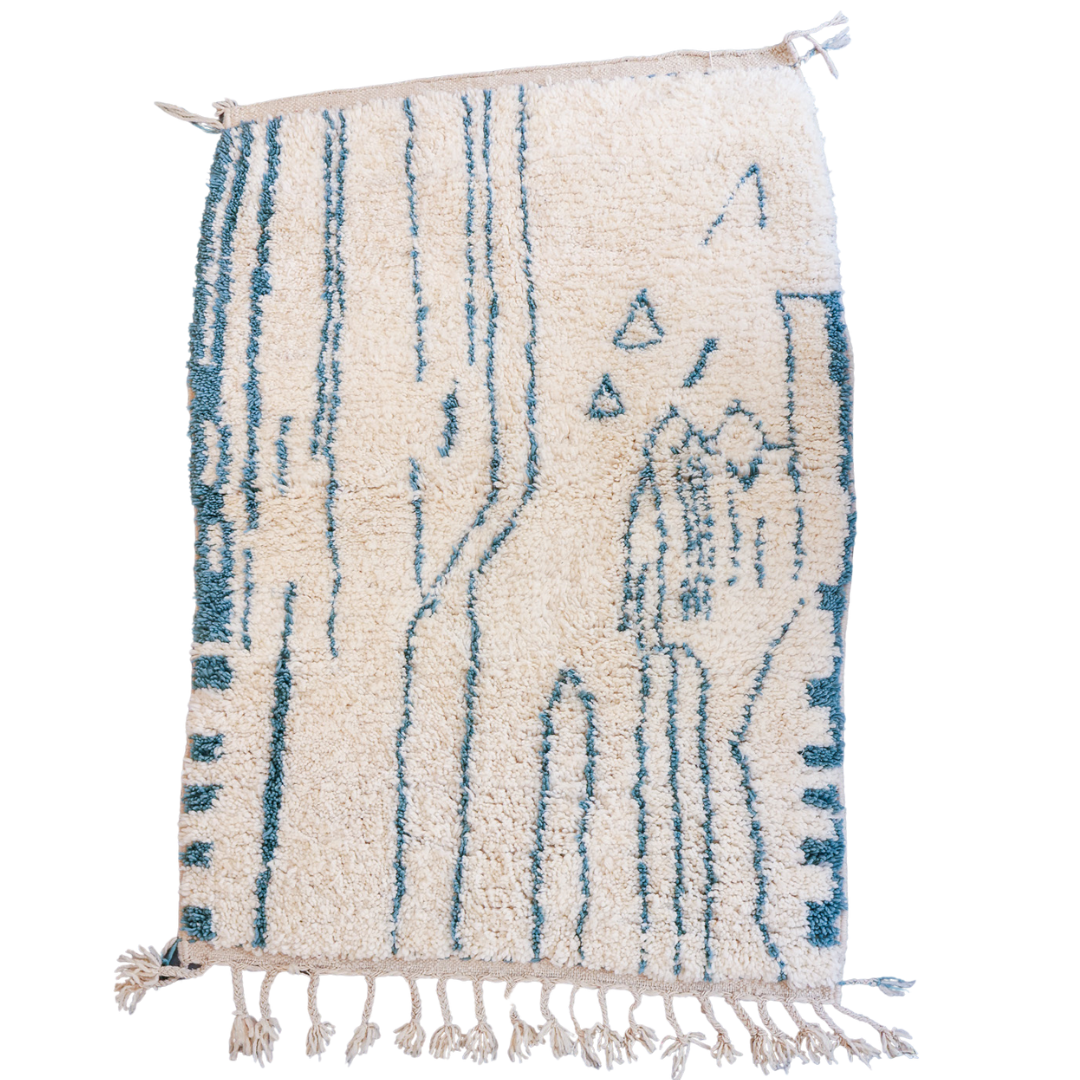 Tapis berbère Beni Ouarain – Laine blanche et motifs bleus tissés main (101 × 153 cm)