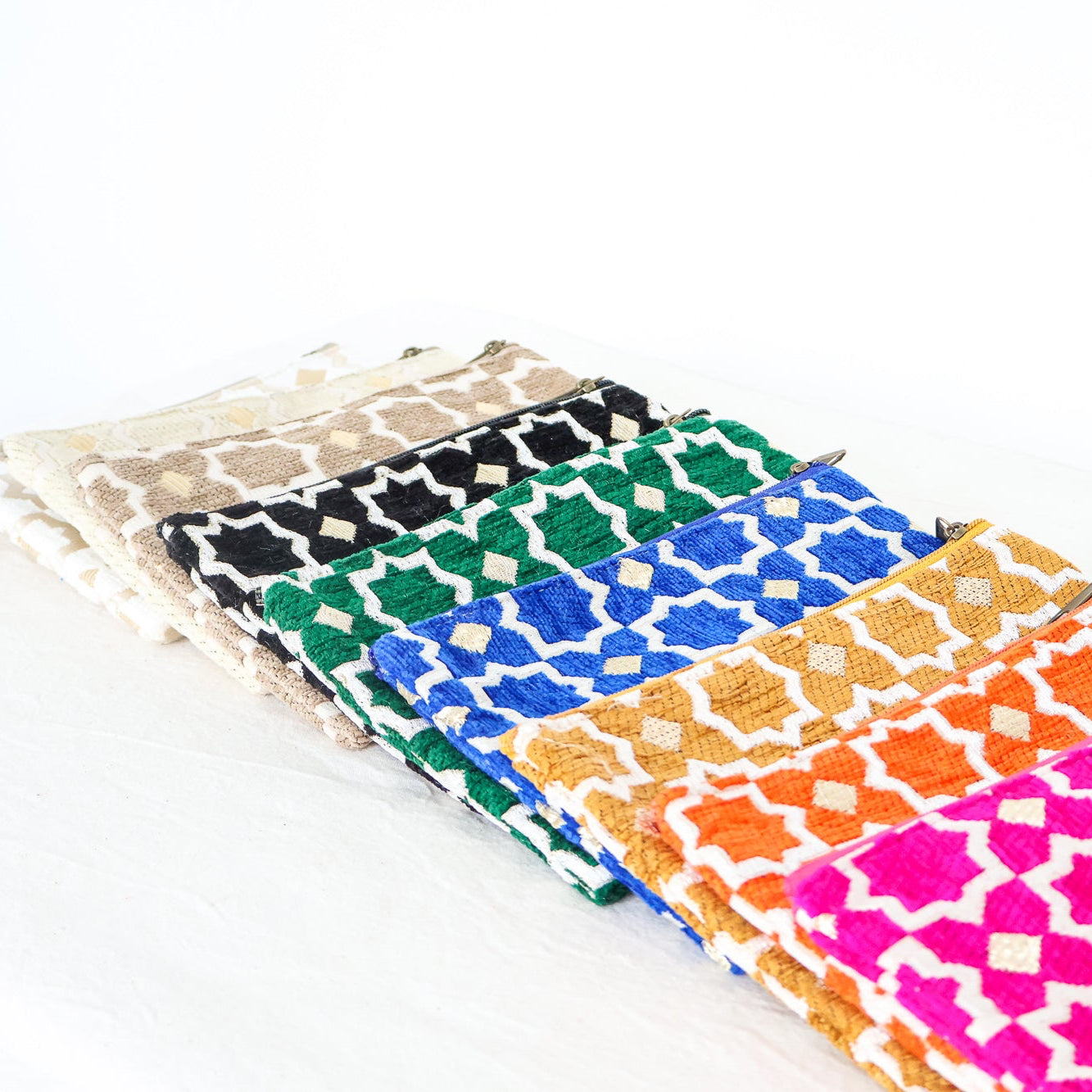 Pochette artisanale - 9 couleurs & 3 tailles