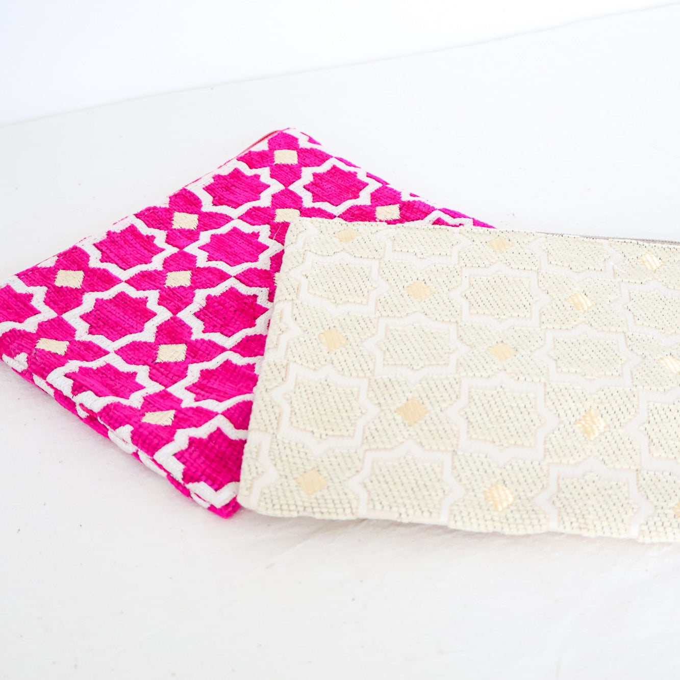 Pochette artisanale - 9 couleurs & 3 tailles