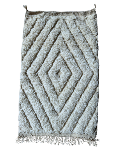 Tapis descente de lit berbère Beni Ouarain – Laine blanche tissée main (60 x 100 cm)