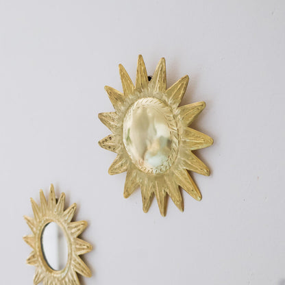 Ex-voto soleil – Laiton doré, avec ou sans miroir