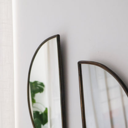 Miroir Nara – Forme demi-cercle en laiton, fabrication artisanale