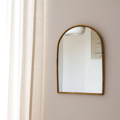 Miroir Bab – Forme porte en laiton, fabrication artisanale