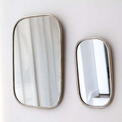 Miroir Laya – Forme rectangulaire arrondie en laiton, fabrication artisanale