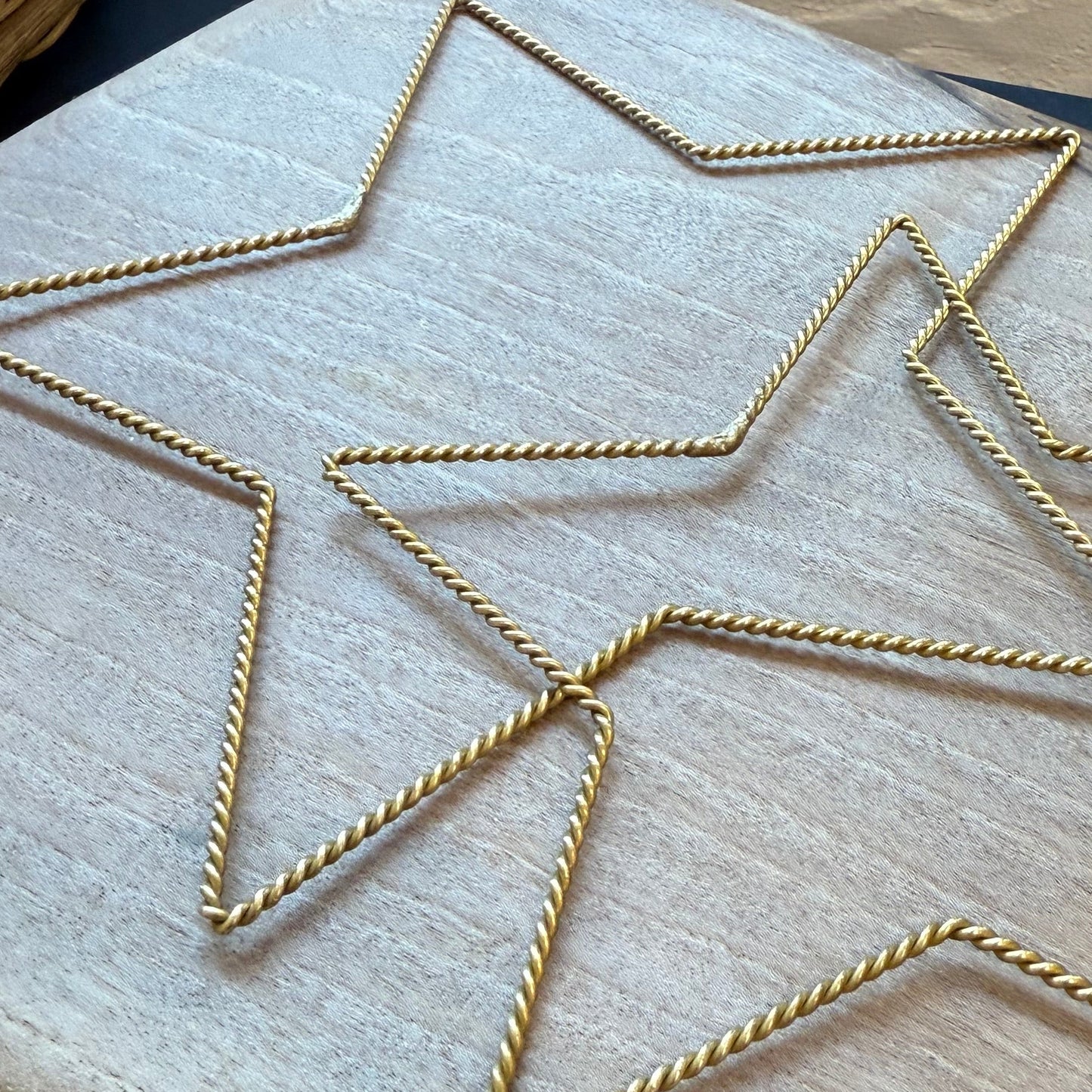 Formes décoratives en laiton torsadé – Oiseau, Nuage, Etoile ou Lune