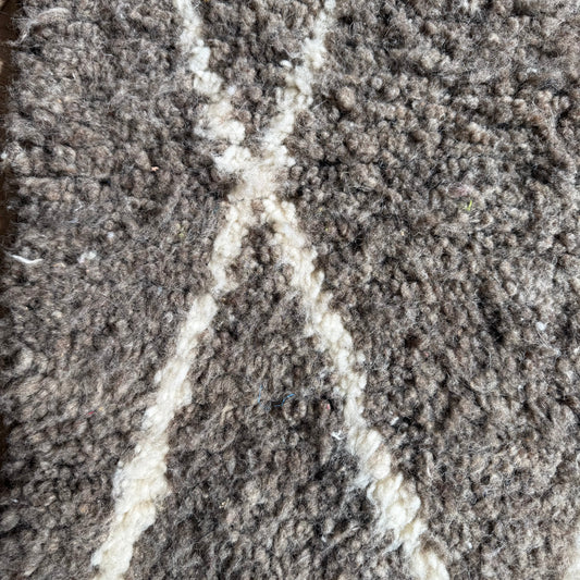 Tapis descente de lit berbère Beni Ouarain – Marron