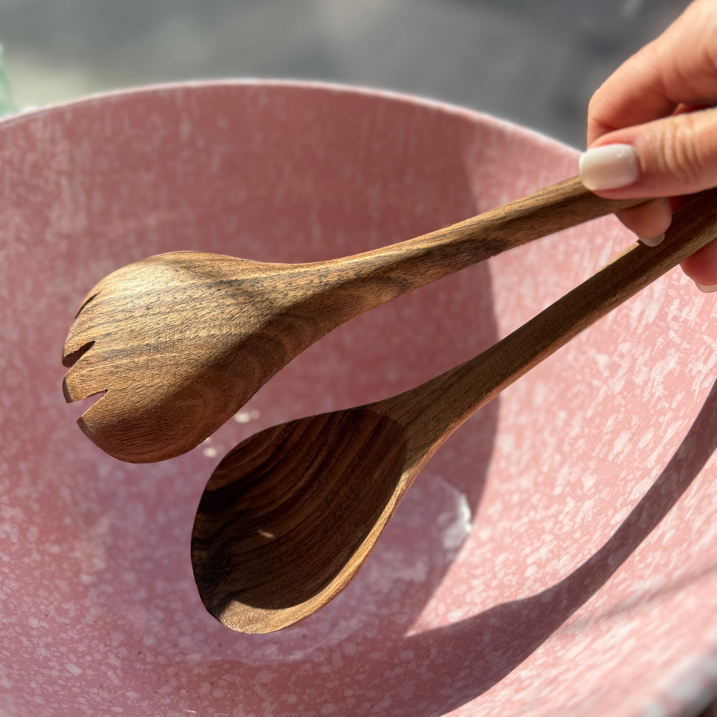 Couverts à salade, en bois de noyer