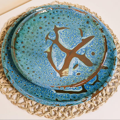 Assiette ronde en céramique, turquoise, 3 tailles - collection Ayyur – assiette de présentation émaillée texturée artisanale