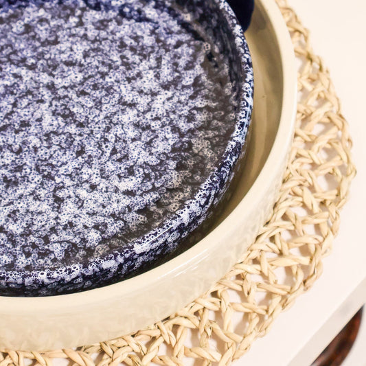 Plat rond en céramique, bleu - collection Nujum