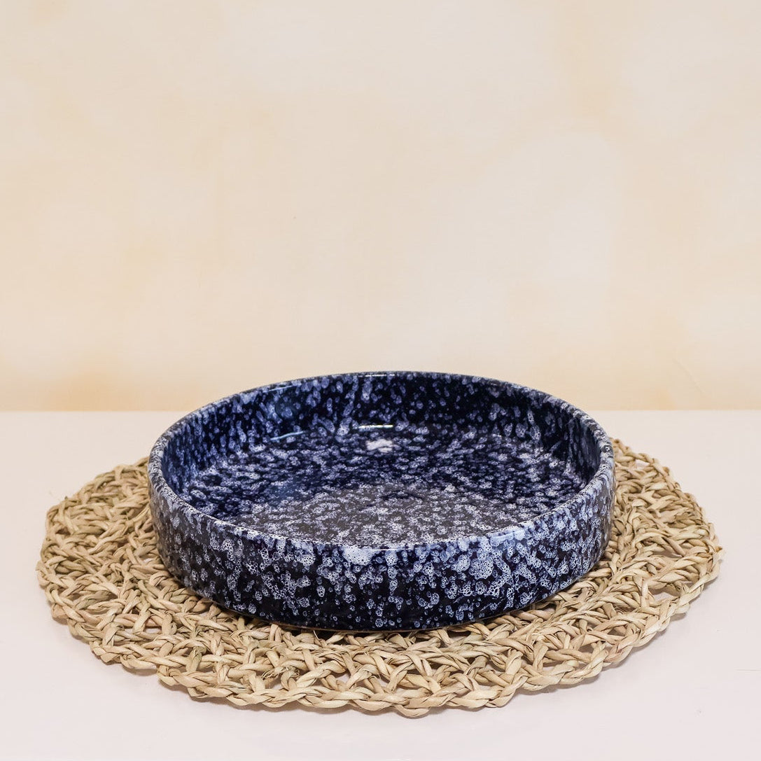 Plat rond en céramique, bleu - collection Nujum