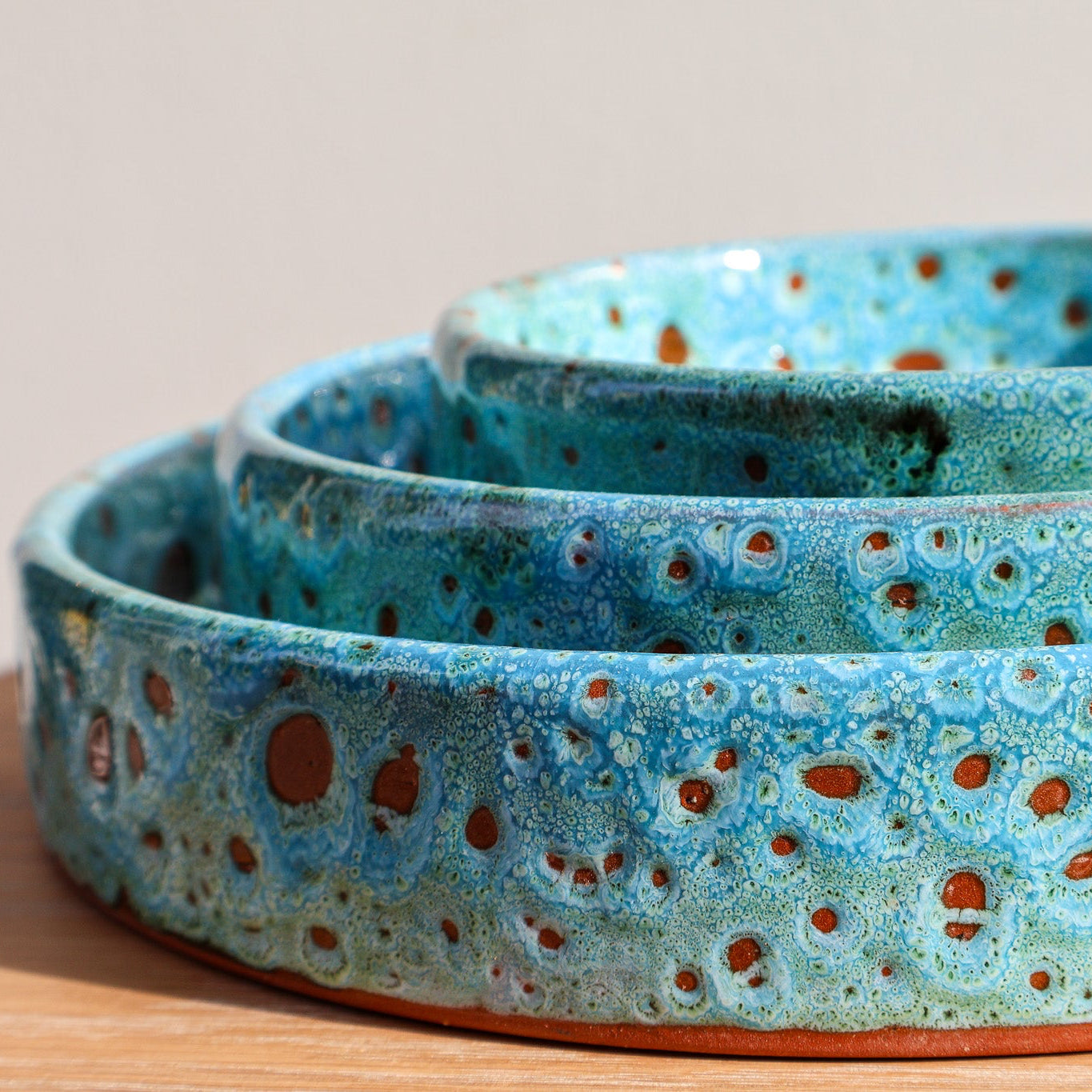Plat rond en céramique, turquoise, 3 tailles - collection Ayyur