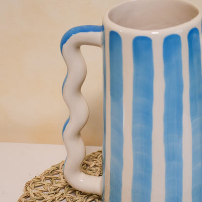 Vase MOUJA à rayures – fabrication artisanale, vase marocain façonné à la main, rayures bleues peintes à main levée